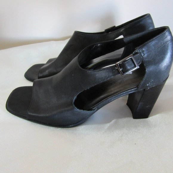 Luca B Calico Size Ladies 7 -1/2 M   Black Leather - Picture 3 of 11